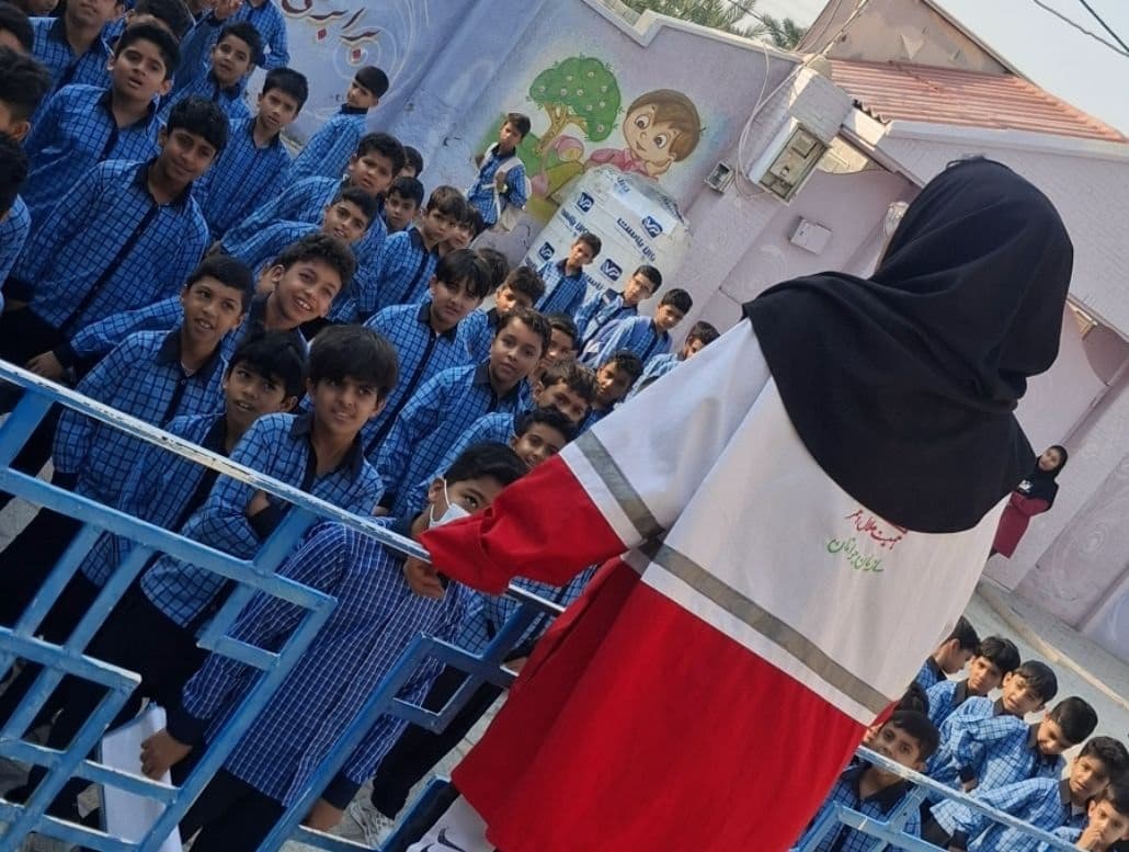 دبستان ایده ال